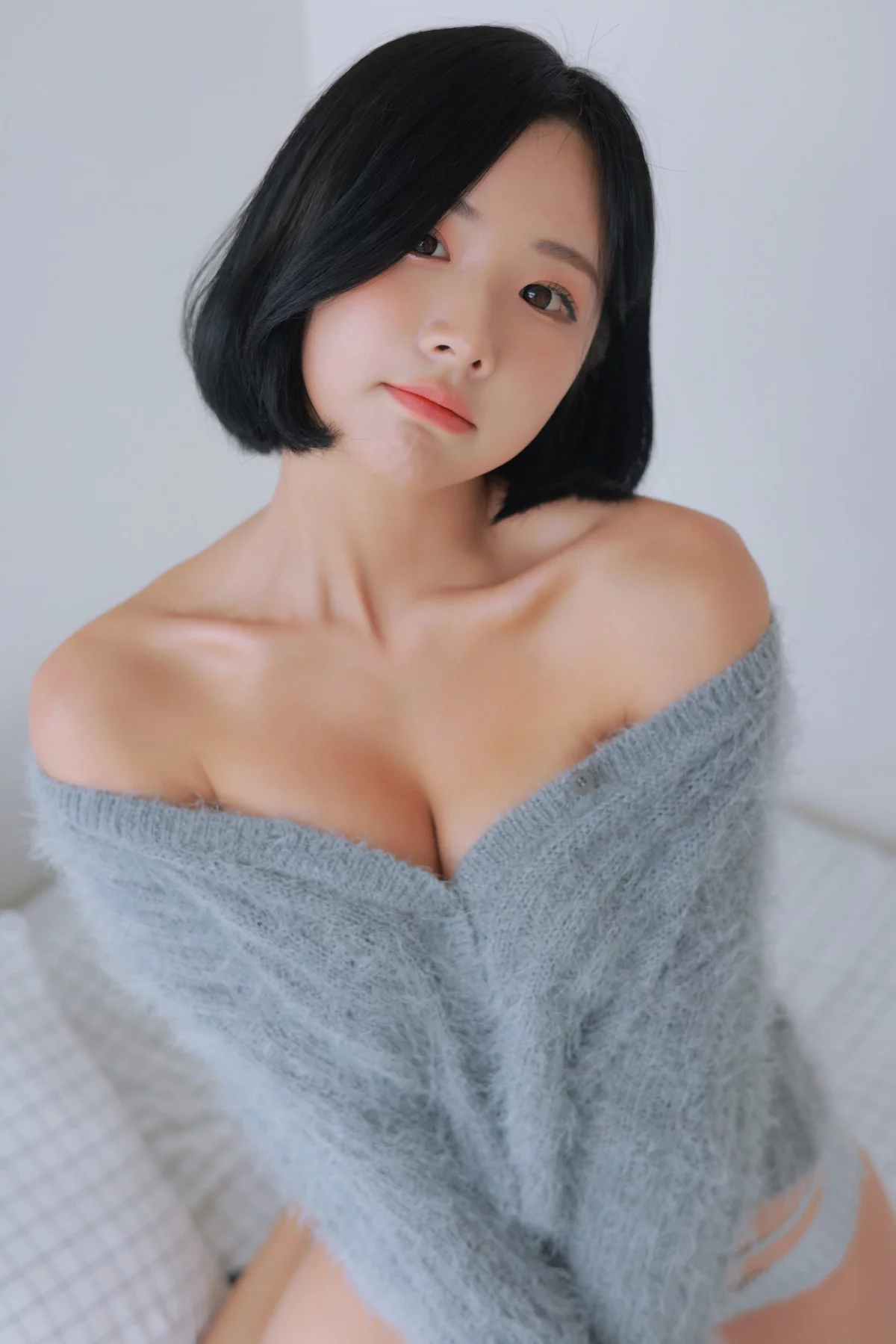 Xgyw.Org_韩国美女模特Habin-Underwear03主题浴室女仆装+灰色短毛衣秀完美身材诱惑写真155P