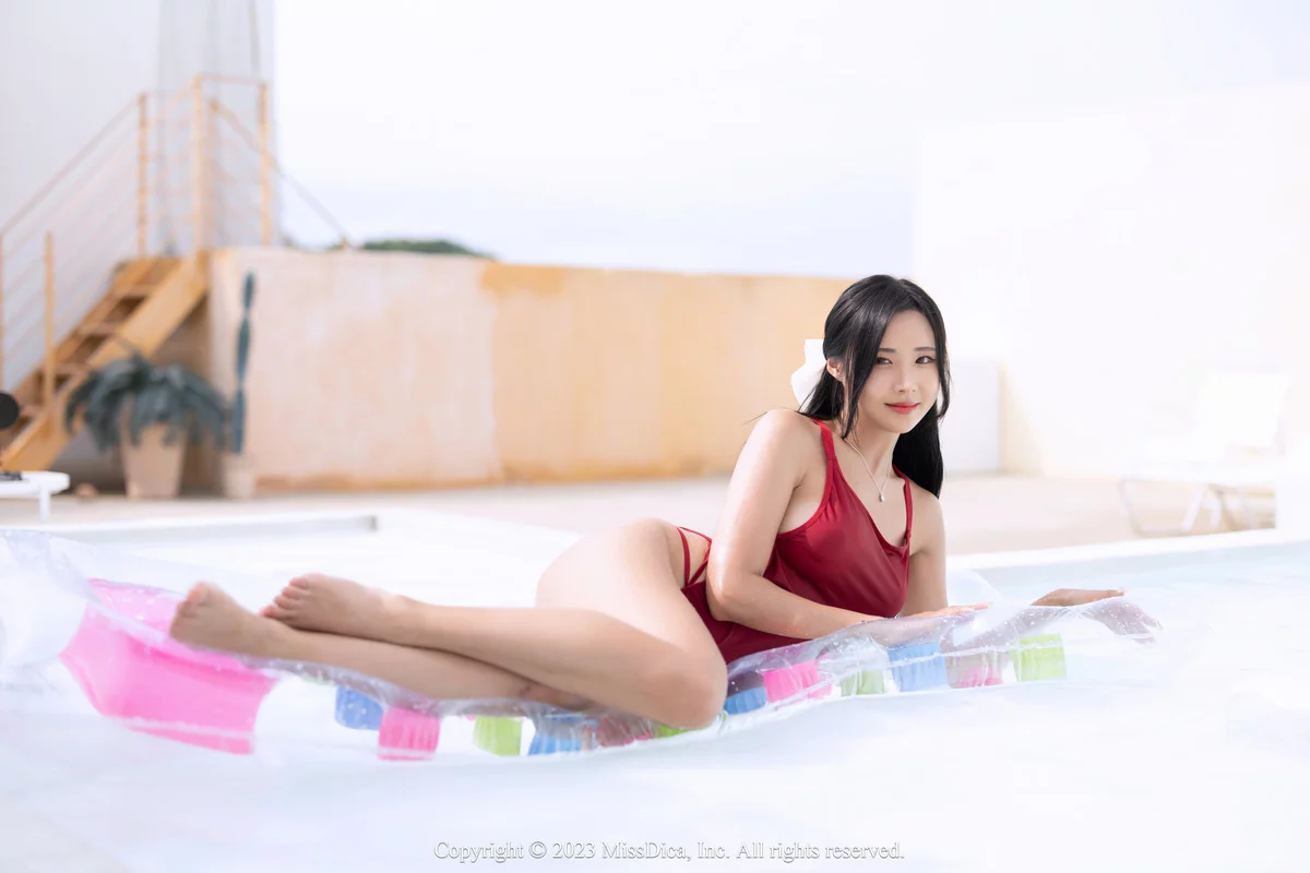 Xgyw.Org_韩国美女模特Habin泳池边幻想主题粉色比基尼+红色连体泳衣秀完美身材诱惑写真104P